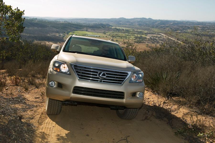  Lexus LX570 2008 года  (фото 187 из 221)